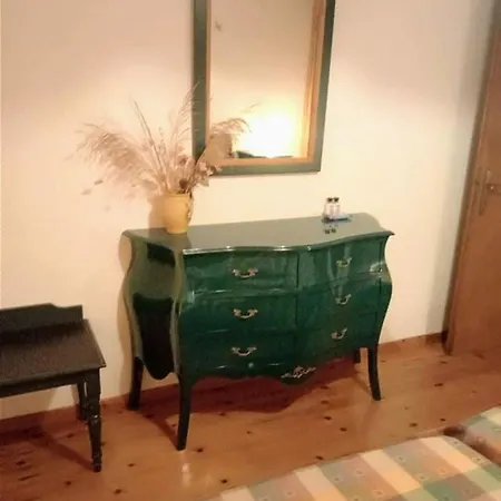 Fey's House Waterfront - בית נופש