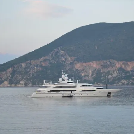 Fey's House Waterfront - פיסקרדו