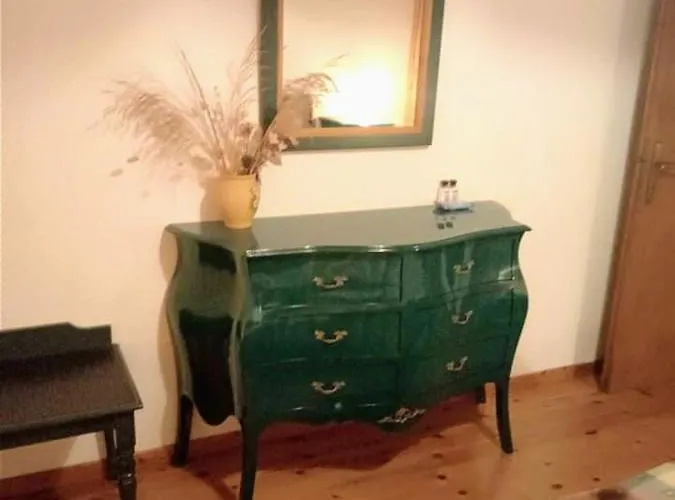 Fey's House Waterfront - בית נופש