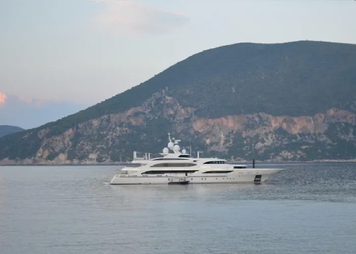 Fey's House Waterfront - Fiskardo