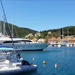 Fey's House Waterfront - Σπίτι διακοπών Φισκάρδο